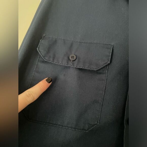 Dickies Men’s Classic Button Up Two Front Pocket Blue Short Sleeve Work Shirt - Picture 7 of 8